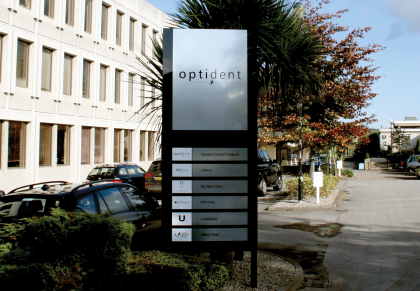 OPTIDENT EXTERNAL SIGNAGE